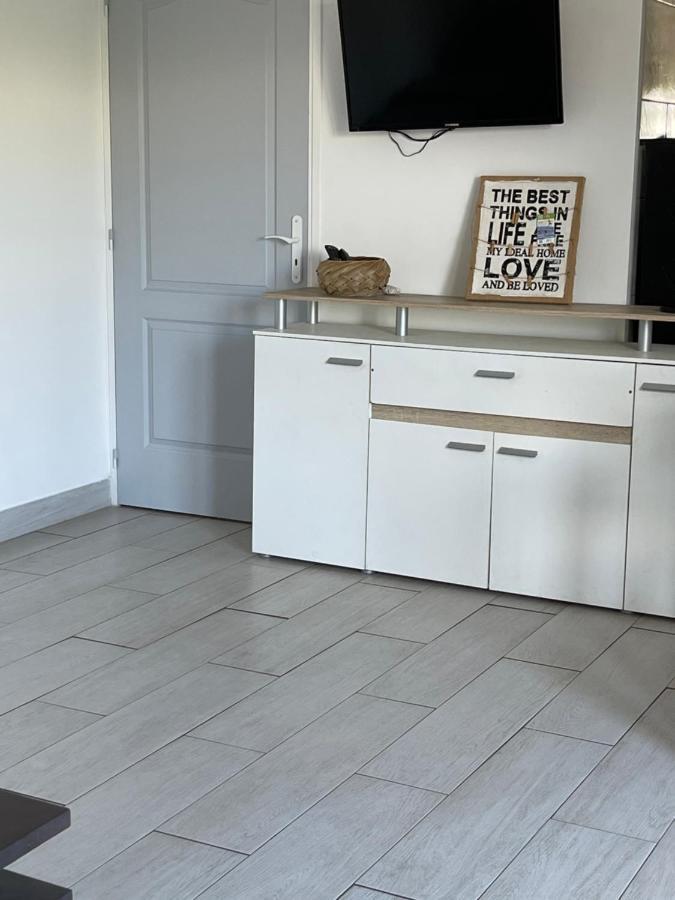 La Cas'A Olivette Apartment Trois Bassins Luaran gambar